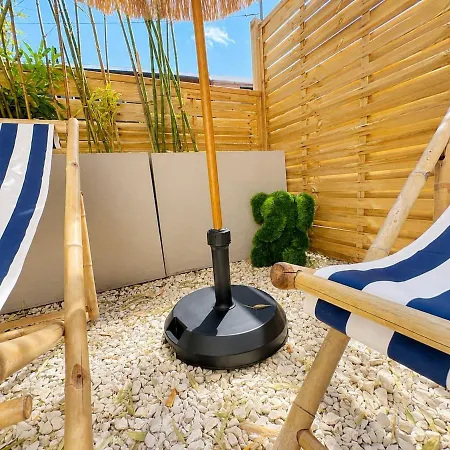 L'oasis Secrète - Jacuzzi&jardin Privatif Hébergement de vacances Rezé